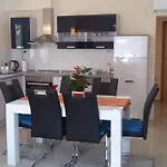Anita Apartment *